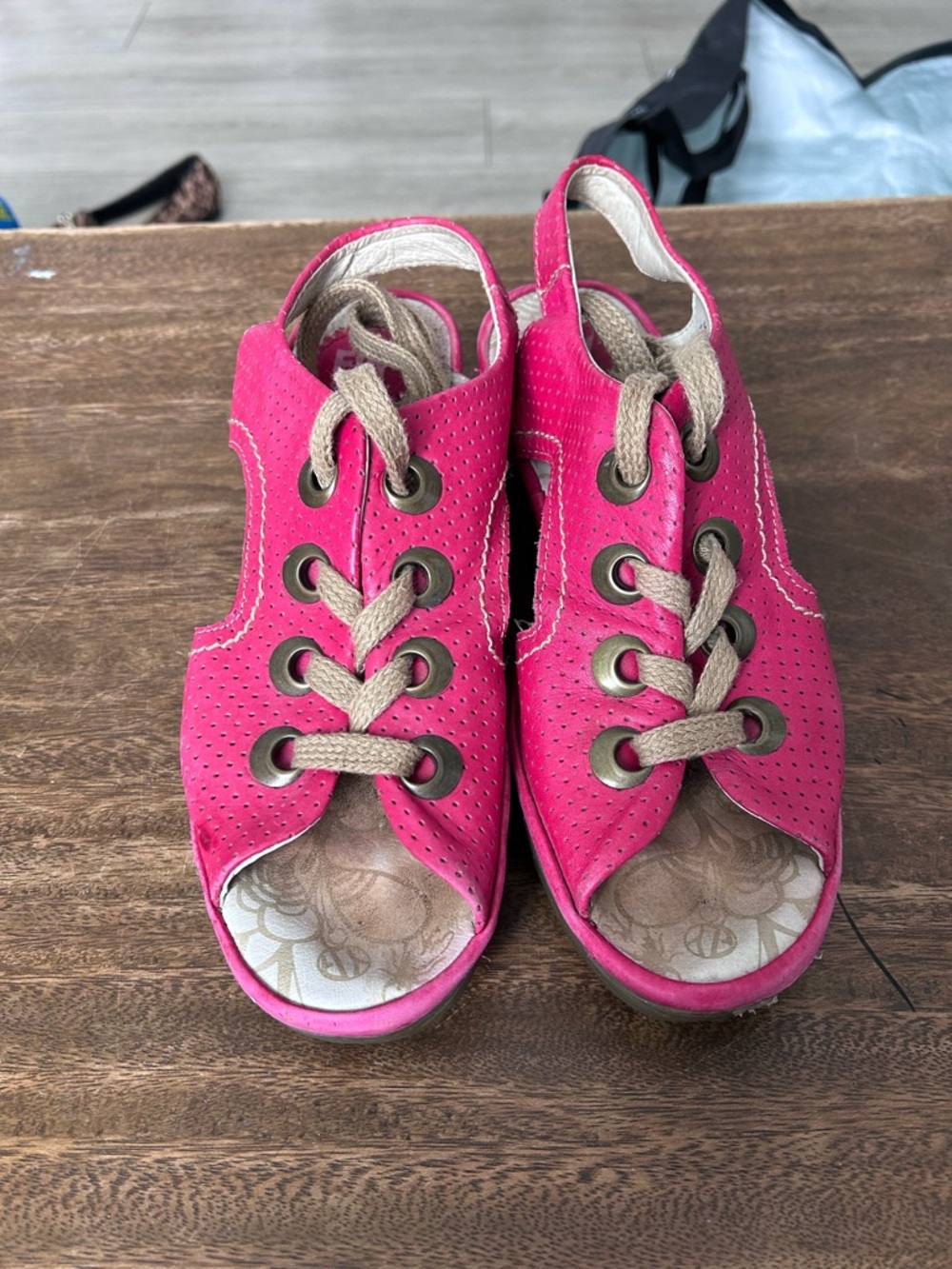 Fly London Yake Perforated Pink Leather Wedge Sandals Peep Toe Comfort EU 40